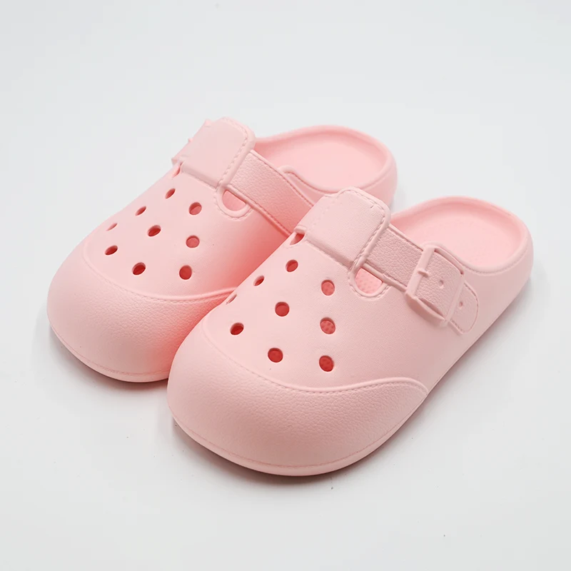 ஹோல் ஸ்லிப்பர்கள் ஏன் ஆறுதல் மற்றும் நடைக்கு கட்டாயம் வைத்திருக்க வேண்டிய பாதணிகளாக மாறுகின்றன?