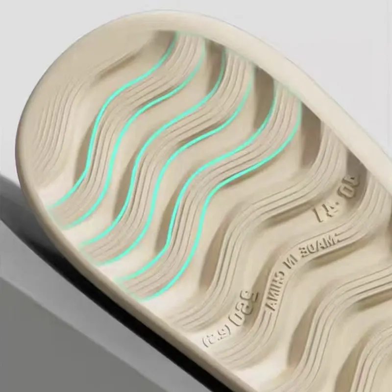 Thick-soled Solid Color Slippers